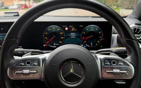 Mercedes-Benz A-Класс, 2018 год, 1 800 000 рублей, 24 фотография