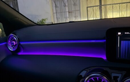 Mercedes-Benz A-Класс, 2018 год, 1 800 000 рублей, 30 фотография