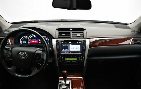 Toyota Camry, 2013 год, 1 980 000 рублей, 5 фотография