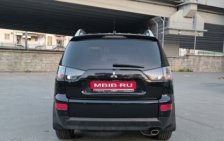 Mitsubishi Outlander III рестайлинг 3, 2008 год, 1 020 000 рублей, 10 фотография