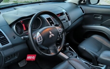 Mitsubishi Outlander III рестайлинг 3, 2008 год, 1 020 000 рублей, 16 фотография