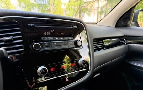 Mitsubishi Outlander III рестайлинг 3, 2021 год, 2 295 000 рублей, 31 фотография