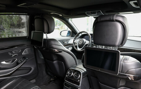 Mercedes-Benz S-Класс, 2019 год, 4 700 000 рублей, 27 фотография