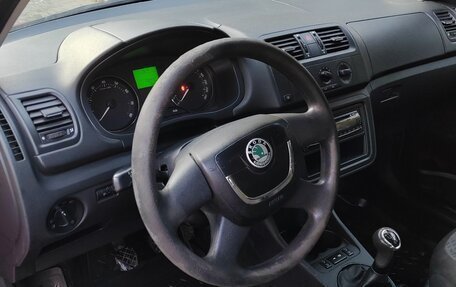 Skoda Fabia II, 2010 год, 550 000 рублей, 16 фотография