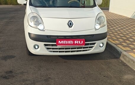 Renault Kangoo II рестайлинг, 2010 год, 875 000 рублей, 6 фотография