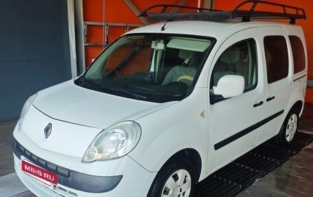 Renault Kangoo II рестайлинг, 2010 год, 875 000 рублей, 14 фотография