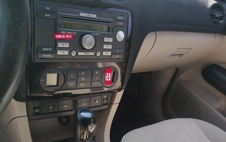 Ford Focus II рестайлинг, 2006 год, 284 500 рублей, 9 фотография