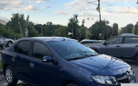 Renault Logan II, 2016 год, 800 000 рублей, 5 фотография
