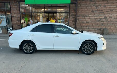 Toyota Camry, 2016 год, 2 400 000 рублей, 2 фотография