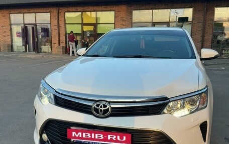 Toyota Camry, 2016 год, 2 400 000 рублей, 3 фотография
