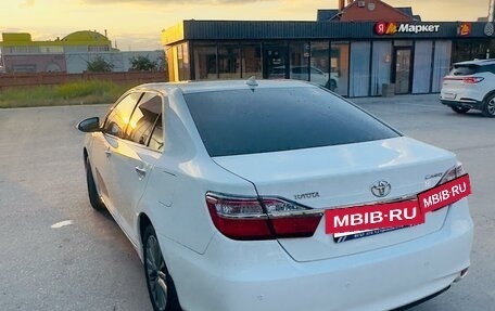 Toyota Camry, 2016 год, 2 400 000 рублей, 4 фотография