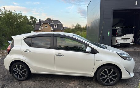 Toyota Aqua I, 2019 год, 1 450 000 рублей, 3 фотография