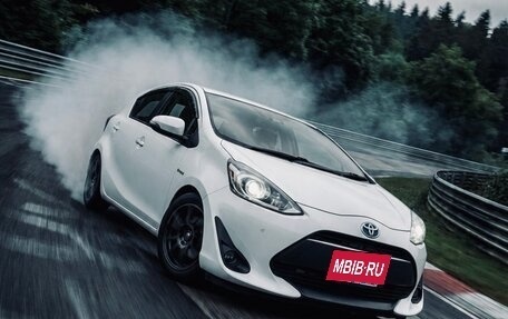 Toyota Aqua I, 2019 год, 1 450 000 рублей, 14 фотография
