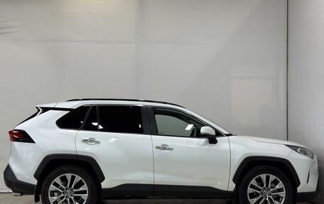 Toyota RAV4, 2019 год, 2 929 000 рублей, 10 фотография