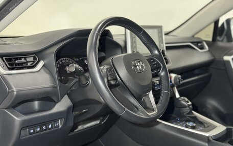 Toyota RAV4, 2019 год, 2 929 000 рублей, 13 фотография