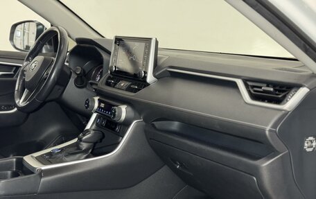 Toyota RAV4, 2019 год, 2 929 000 рублей, 26 фотография