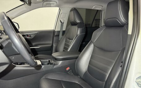 Toyota RAV4, 2019 год, 2 929 000 рублей, 27 фотография