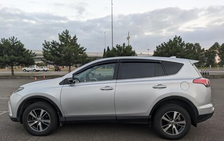 Toyota RAV4, 2016 год, 2 250 000 рублей, 6 фотография