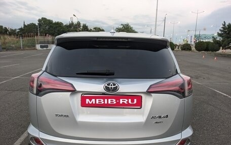 Toyota RAV4, 2016 год, 2 250 000 рублей, 7 фотография