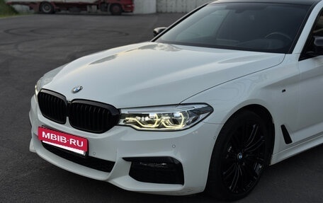 BMW 5 серия, 2019 год, 3 800 000 рублей, 3 фотография