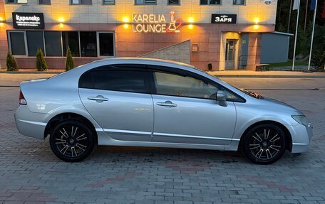 Honda Civic VIII, 2009 год, 850 000 рублей, 2 фотография