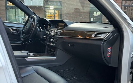 Mercedes-Benz E-Класс, 2014 год, 1 950 000 рублей, 15 фотография