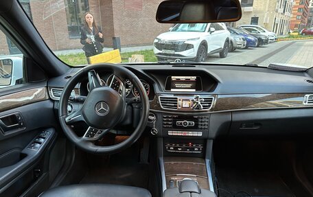 Mercedes-Benz E-Класс, 2014 год, 1 950 000 рублей, 11 фотография