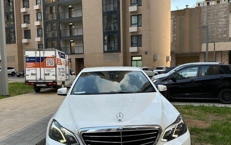 Mercedes-Benz E-Класс, 2014 год, 1 950 000 рублей, 8 фотография