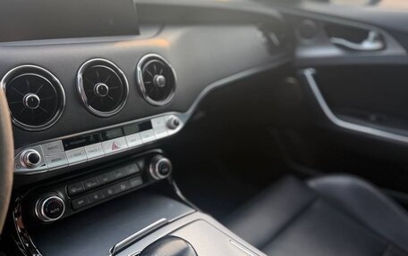 KIA Stinger I, 2019 год, 2 250 000 рублей, 11 фотография