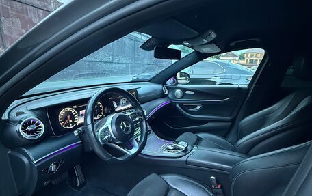 Mercedes-Benz E-Класс, 2018 год, 2 550 000 рублей, 8 фотография