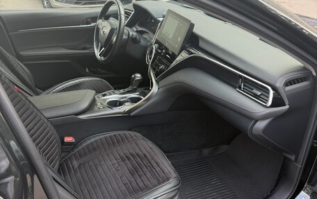 Toyota Camry, 2023 год, 3 650 000 рублей, 8 фотография