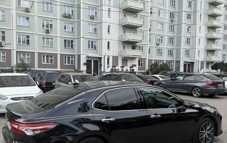 Toyota Camry, 2023 год, 3 650 000 рублей, 5 фотография