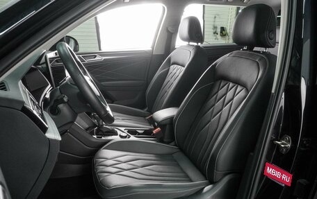 Volkswagen Tiguan II, 2023 год, 4 876 000 рублей, 11 фотография