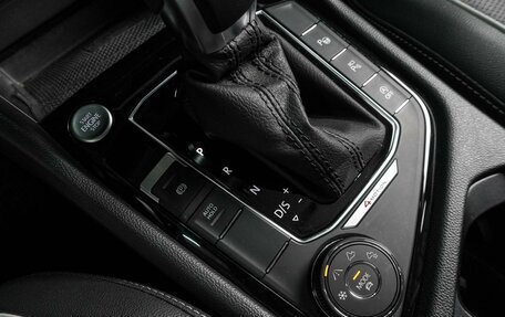 Volkswagen Tiguan II, 2023 год, 4 876 000 рублей, 25 фотография