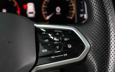 Volkswagen Tiguan II, 2023 год, 4 876 000 рублей, 23 фотография