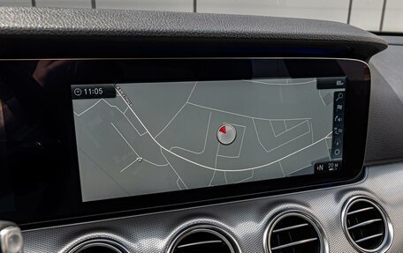 Mercedes-Benz E-Класс, 2020 год, 2 940 000 рублей, 14 фотография