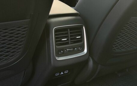 Geely Atlas, 2024 год, 2 390 000 рублей, 32 фотография