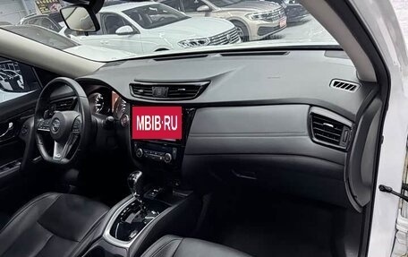 Nissan X-Trail, 2022 год, 2 100 000 рублей, 10 фотография