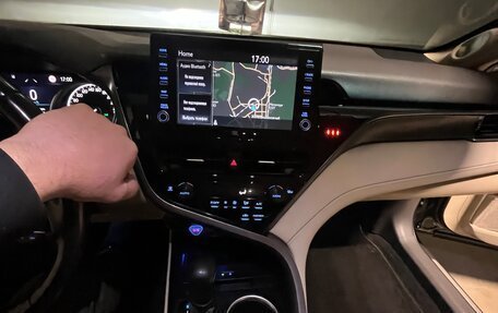 Toyota Camry, 2021 год, 2 950 000 рублей, 20 фотография