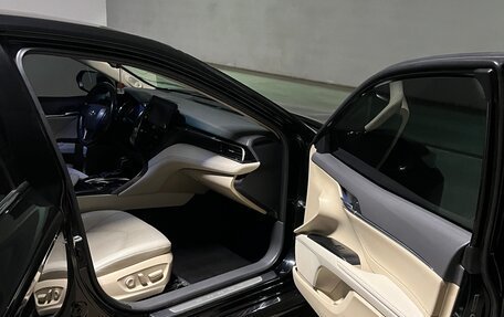 Toyota Camry, 2021 год, 2 950 000 рублей, 27 фотография