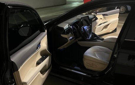 Toyota Camry, 2021 год, 2 950 000 рублей, 25 фотография