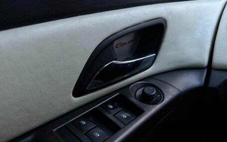 Chevrolet Cruze II, 2013 год, 850 000 рублей, 21 фотография