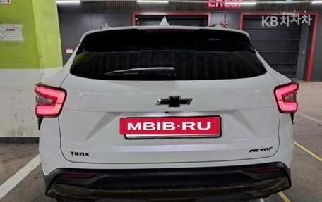 Chevrolet Trax, 2023 год, 1 380 500 рублей, 3 фотография
