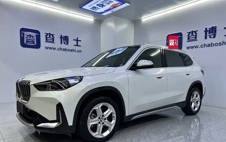 BMW X1, 2023 год, 2 700 000 рублей, 1 фотография