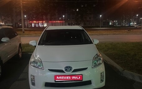 Toyota Prius, 2011 год, 1 050 000 рублей, 1 фотография
