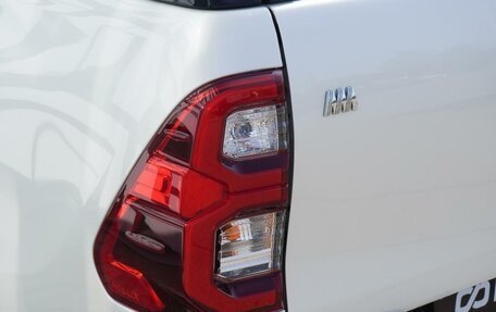 Toyota Hilux VIII, 2022 год, 5 399 000 рублей, 8 фотография
