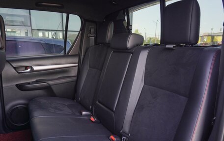 Toyota Hilux VIII, 2022 год, 5 399 000 рублей, 14 фотография