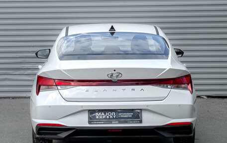 Hyundai Elantra, 2022 год, 2 000 000 рублей, 5 фотография