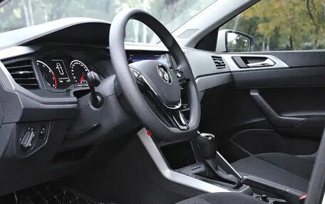 Volkswagen Polo, 2021 год, 990 222 рублей, 6 фотография