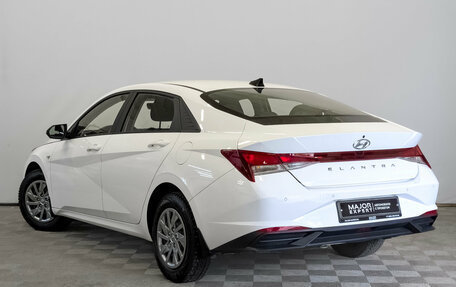 Hyundai Elantra, 2022 год, 2 115 000 рублей, 7 фотография